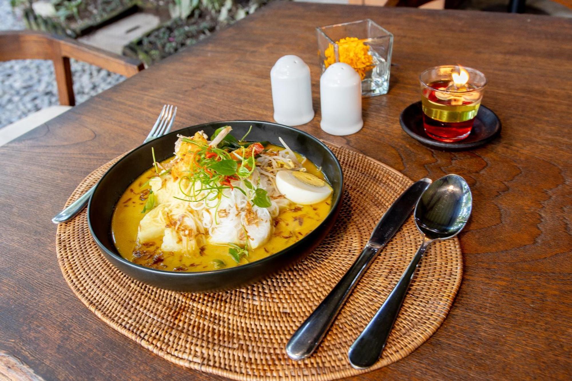 Anumana Ubud Hotel Экстерьер фото